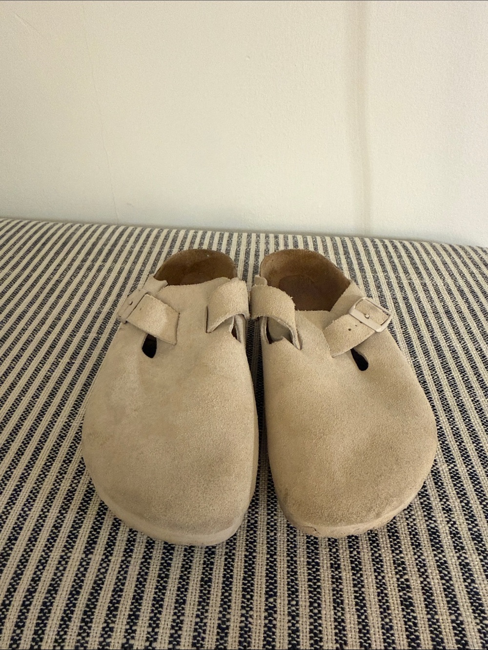 Birkenstock Suede Slip-On Clog - Cream